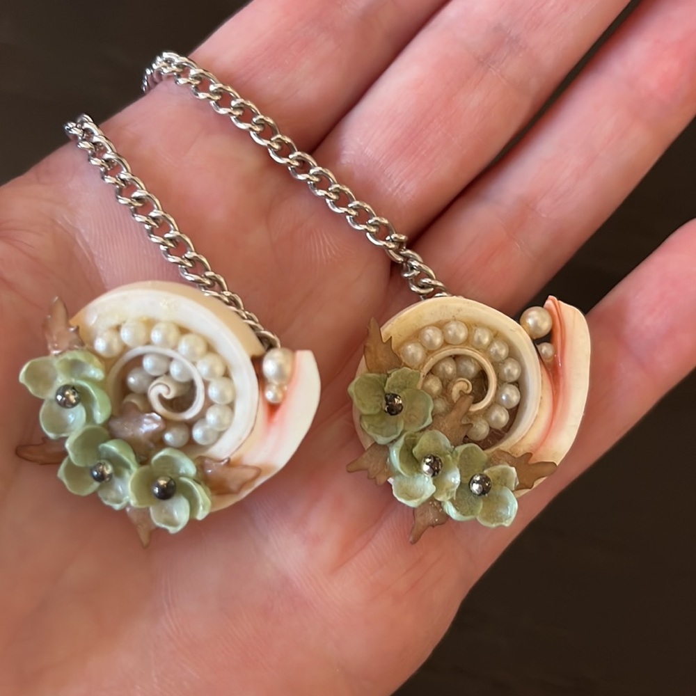 Vintage Sweater Clip
